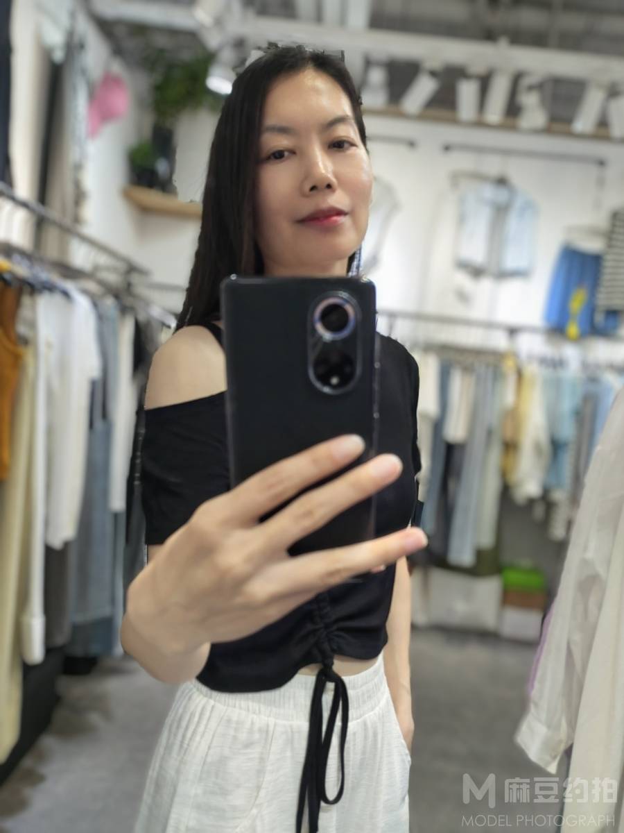 纪实模特