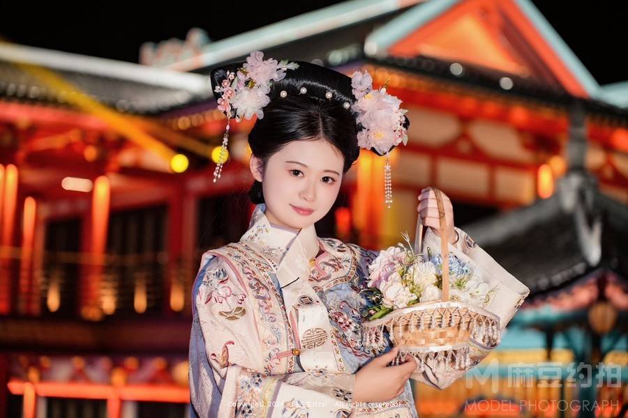 汉服模特