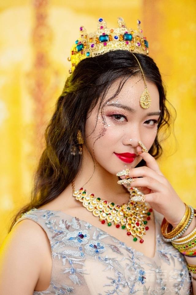 妆容模特