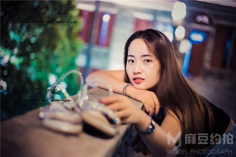 夜景模特