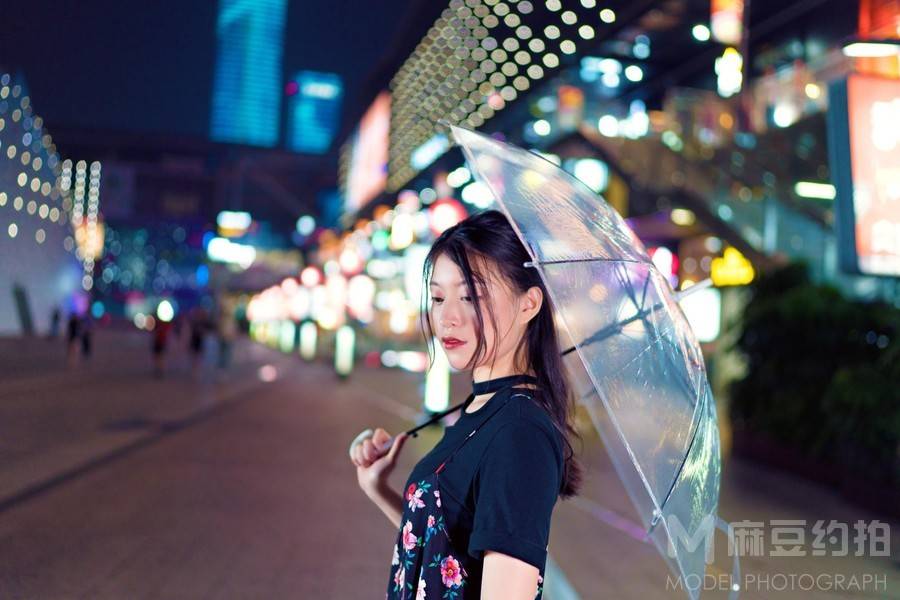 夜景模特