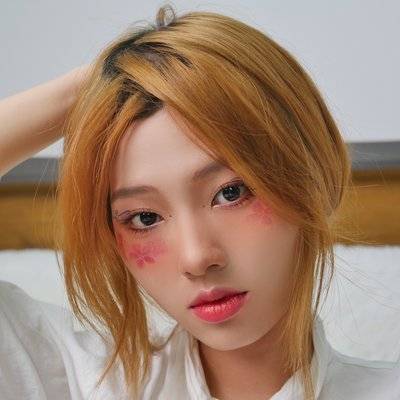 黑白模特