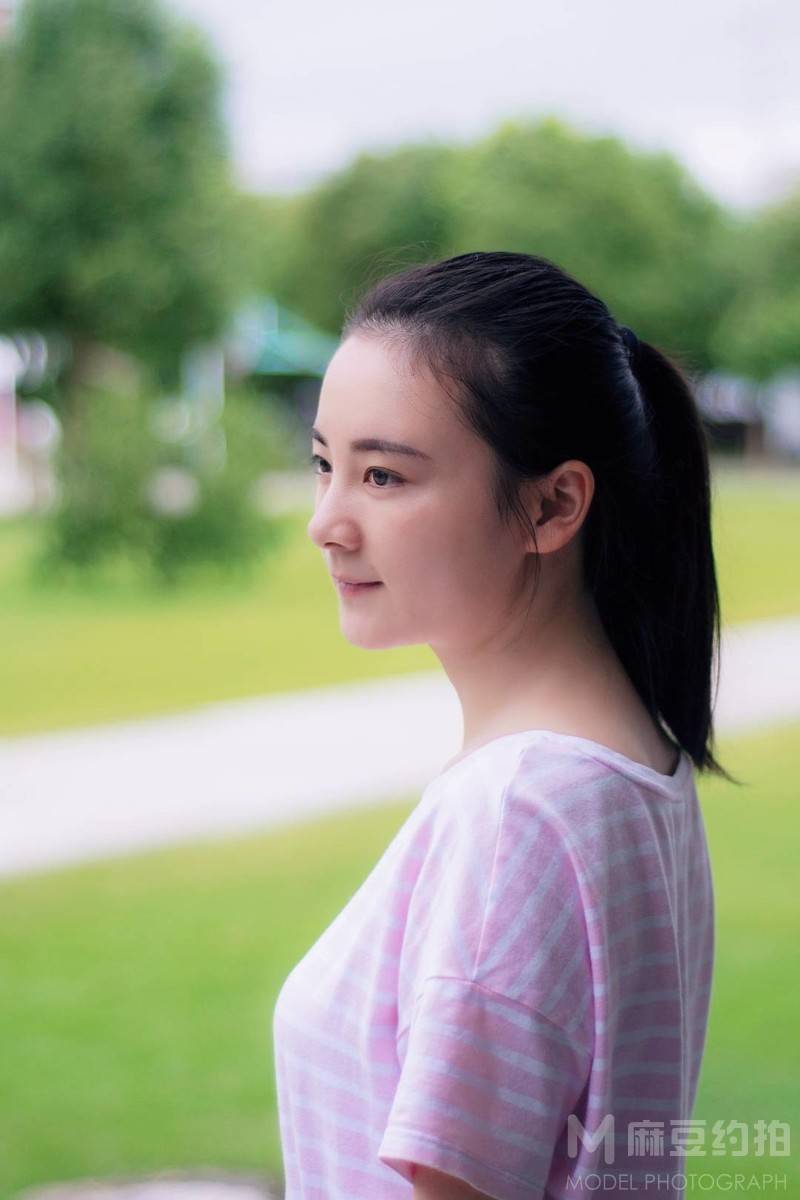 清新模特