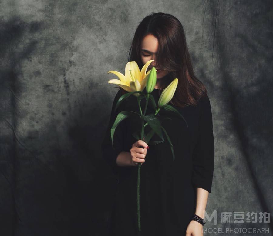 胶片模特