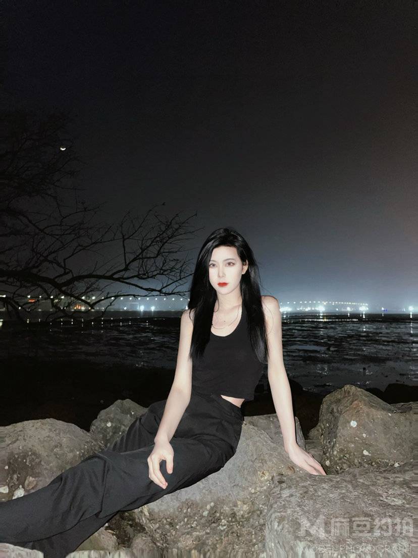 夜景模特