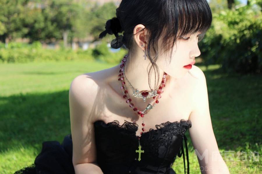 暗黑模特