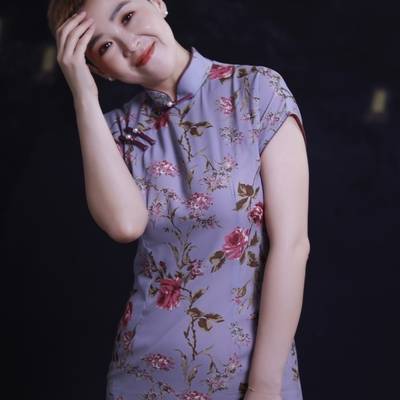 宝丽来模特