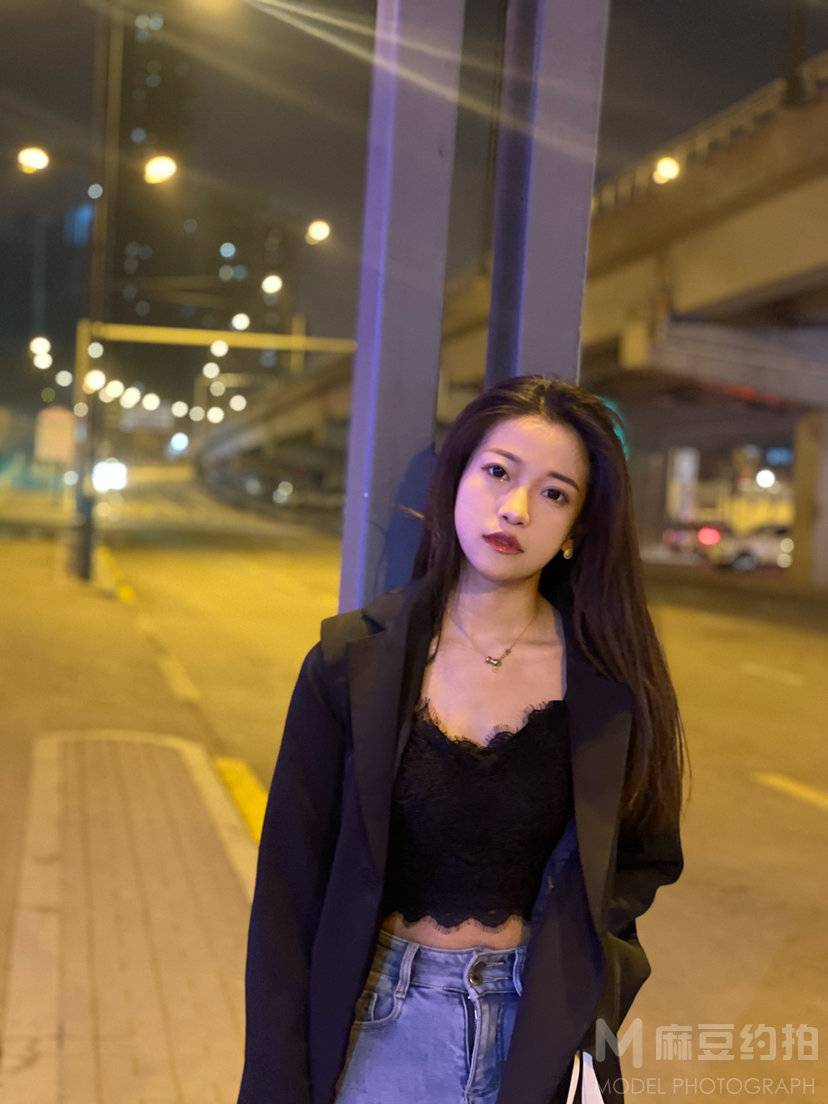 夜景模特