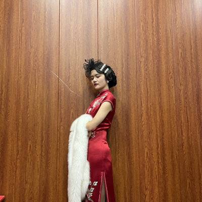 黑白模特