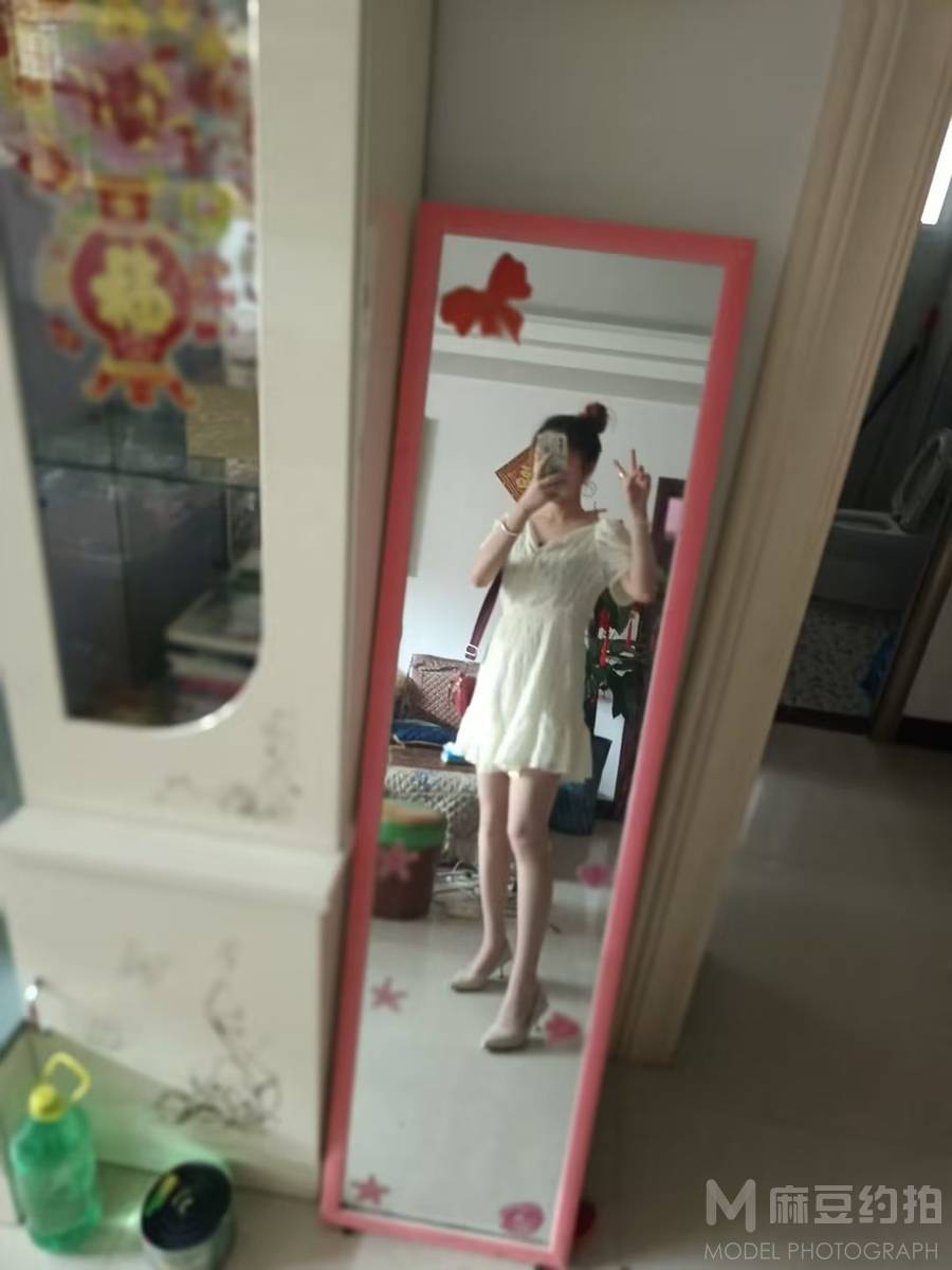 纪实模特