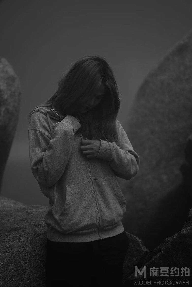 黑白模特