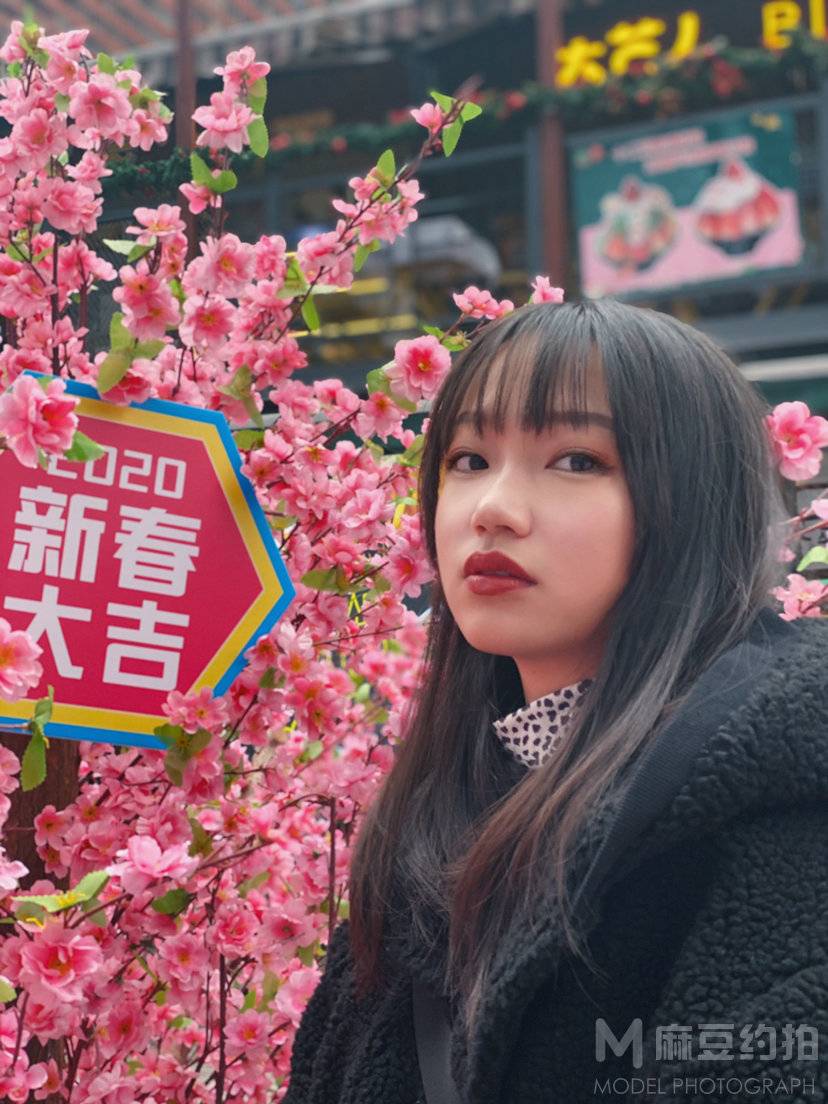 妆容模特