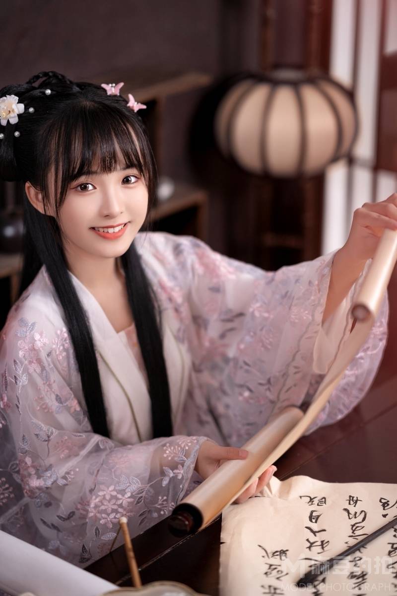 胶片模特