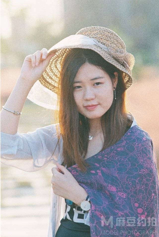 胶片模特