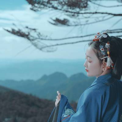 情绪模特
