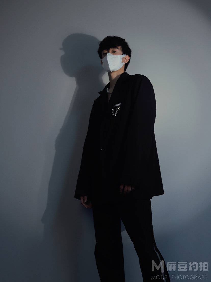 黑白模特