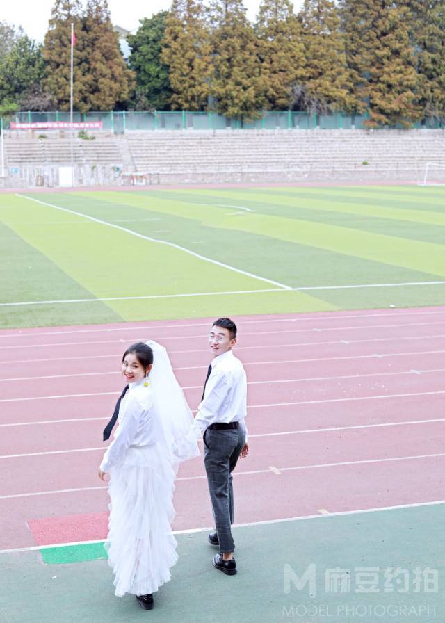 情侣模特