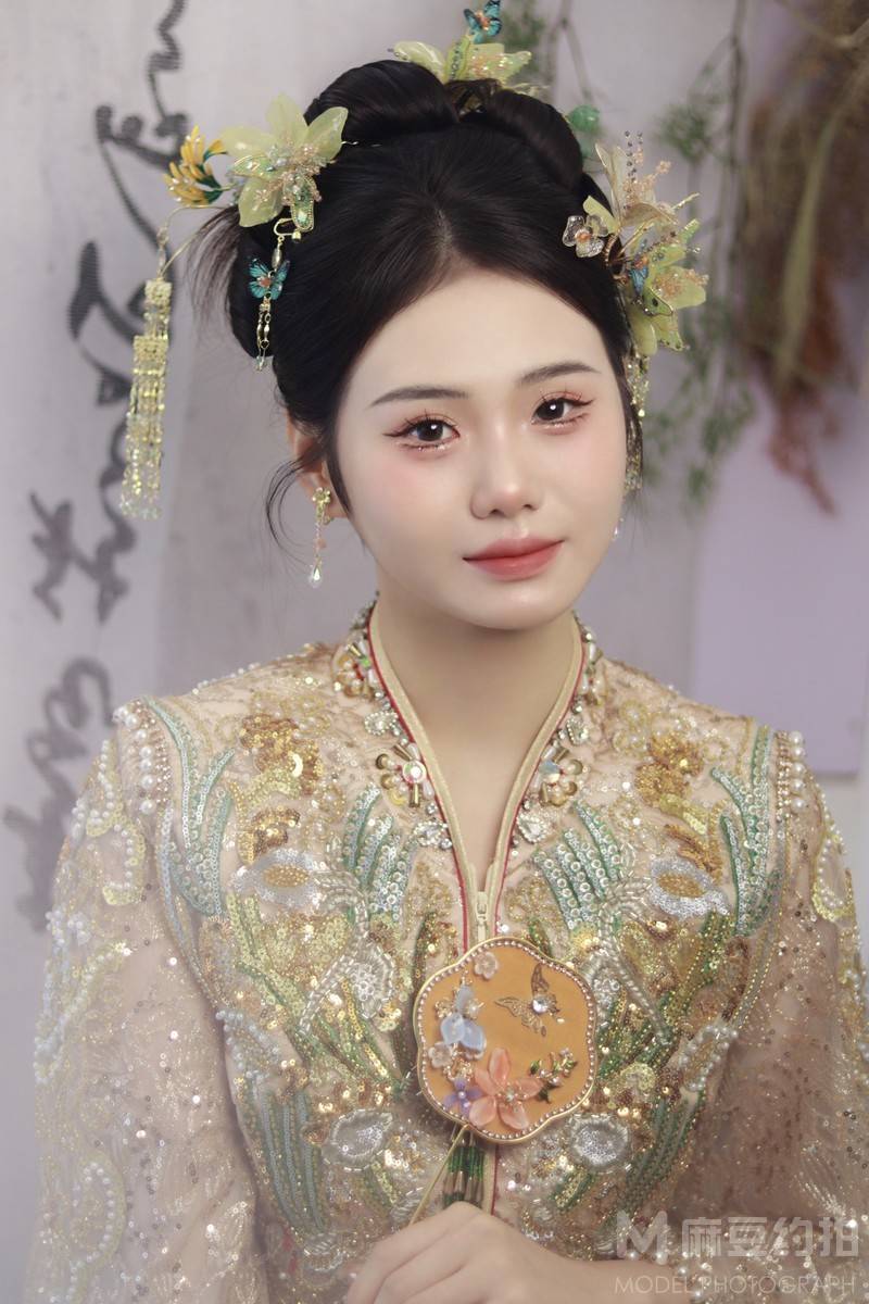 妆容模特