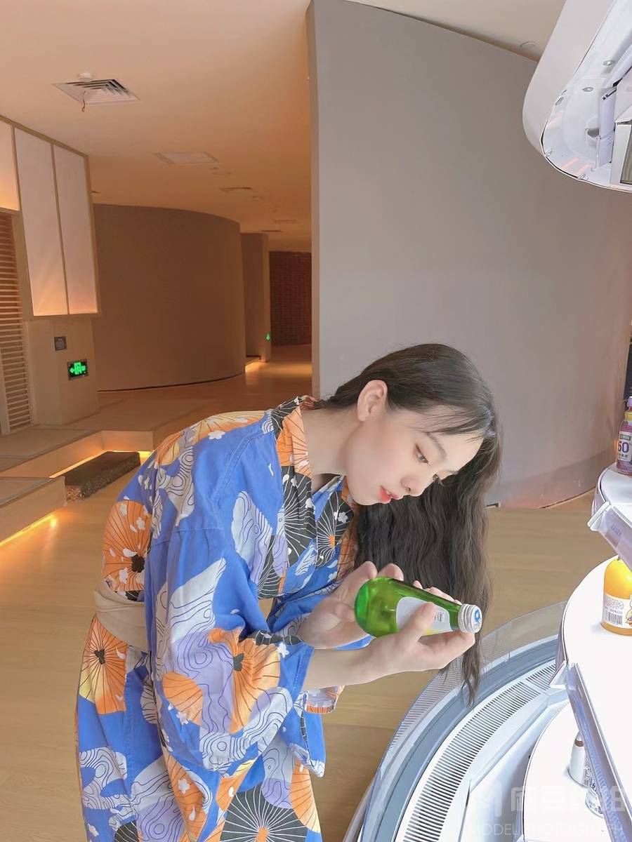 和服模特