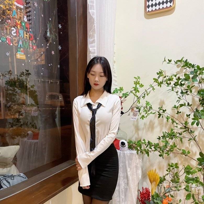 黑白模特