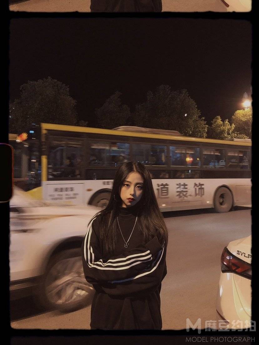 夜景模特