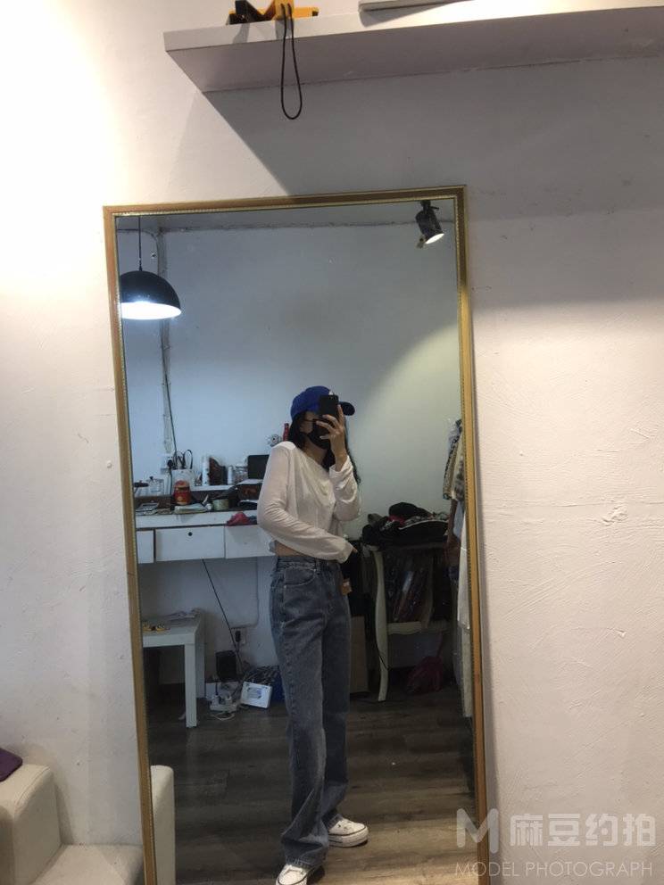 黑白模特
