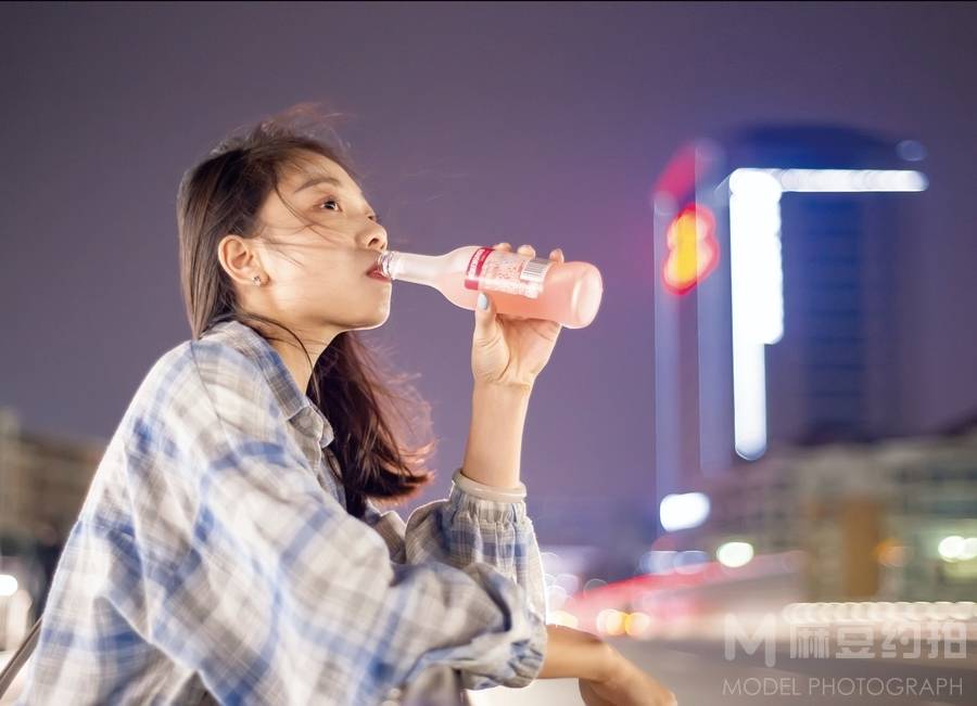 夜景模特