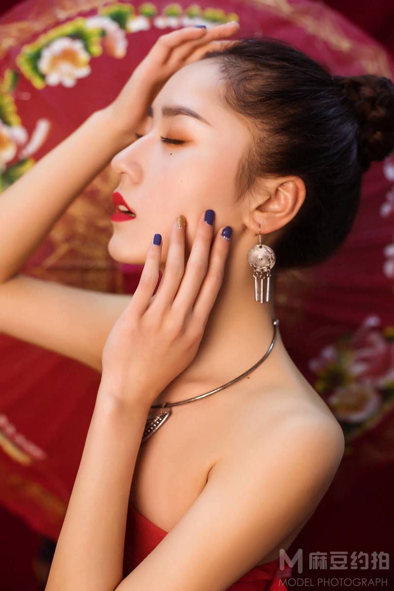 妆容模特