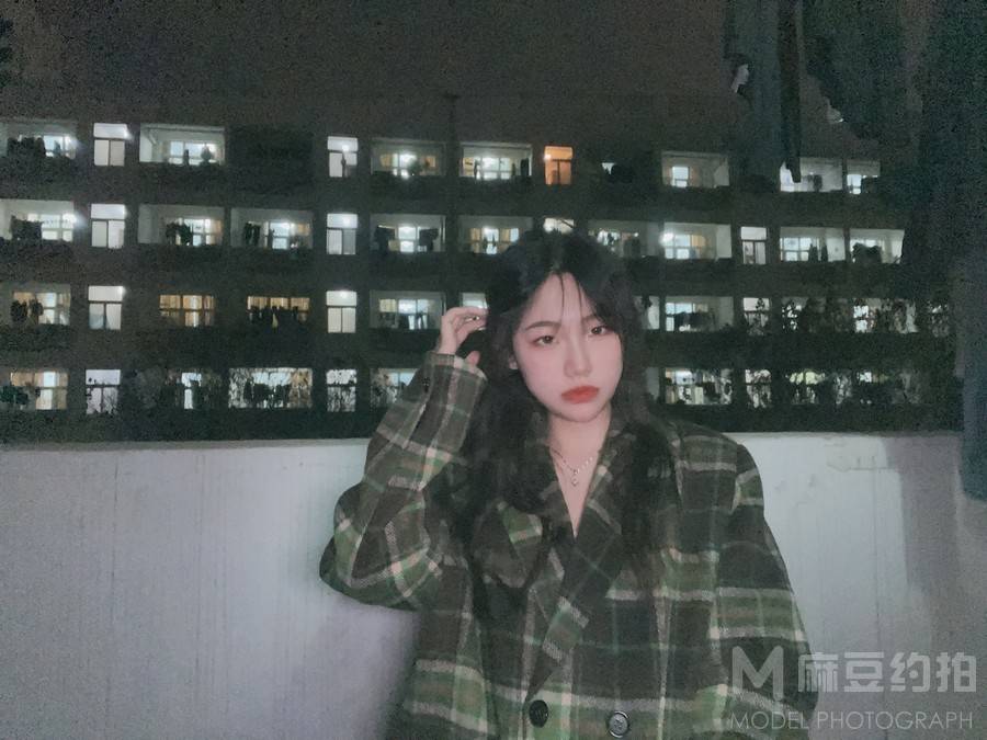 夜景模特