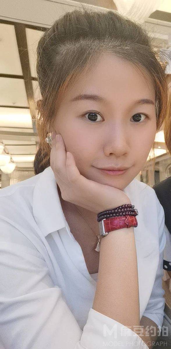 商务模特