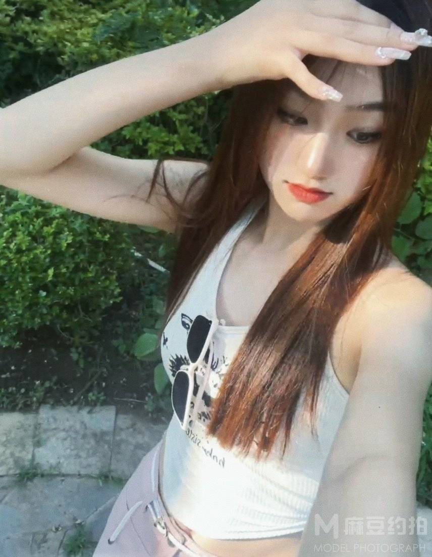 胶片模特