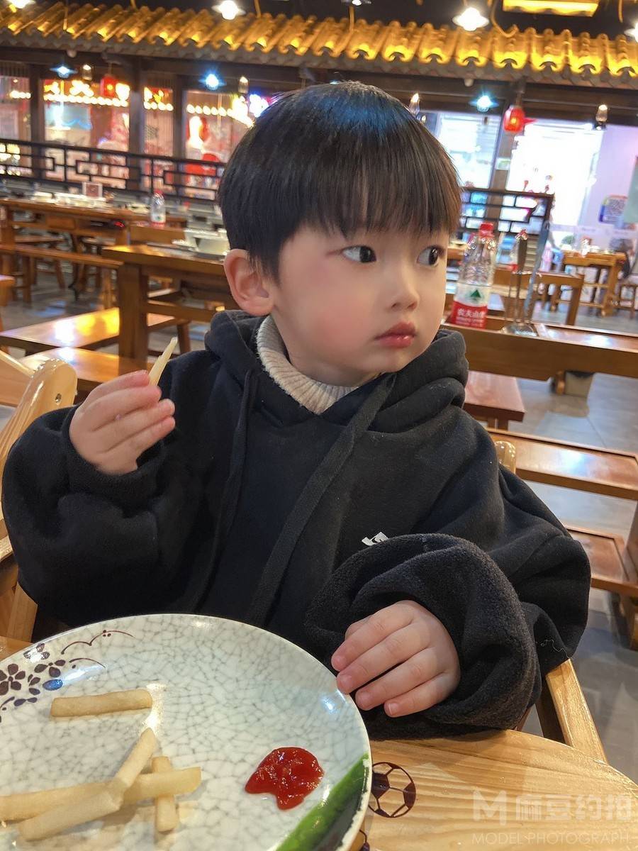 儿童摄影模特