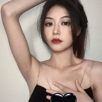 黑白模特