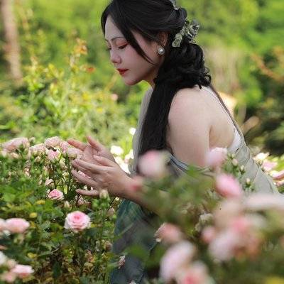 汉服模特