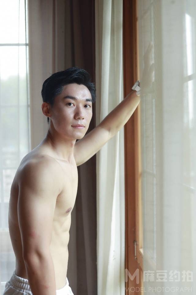 纪实模特