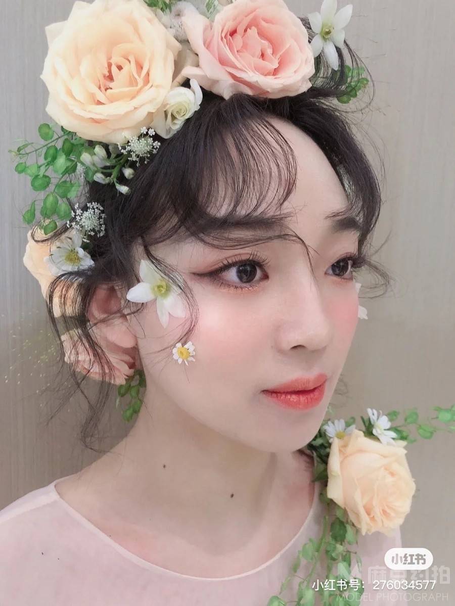 妆容模特