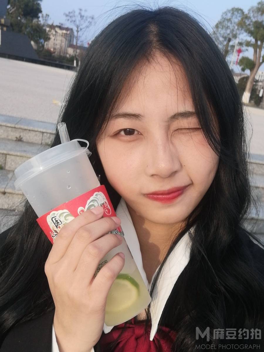 清新模特