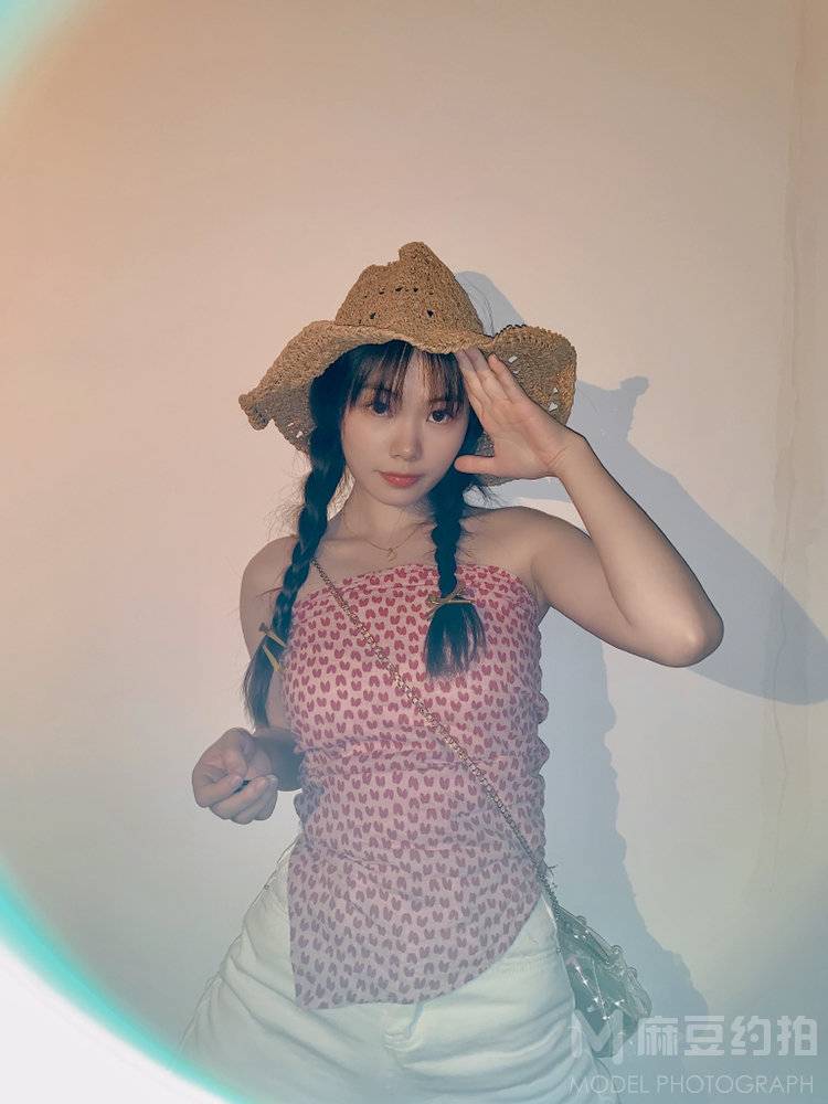 胶片模特