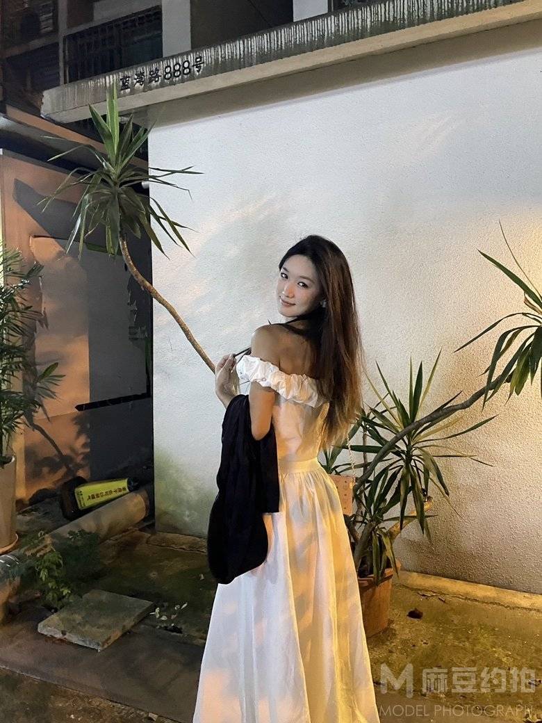 胶片模特