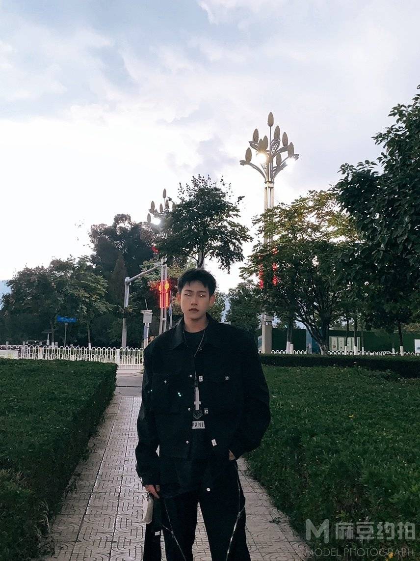 暗黑模特