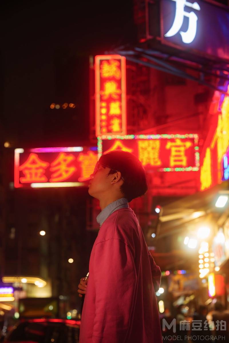 夜景模特