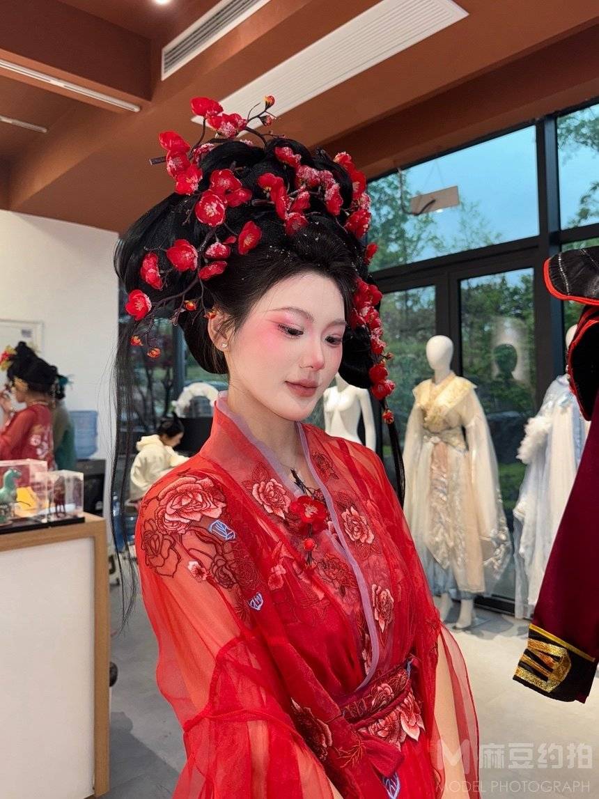 妆容模特