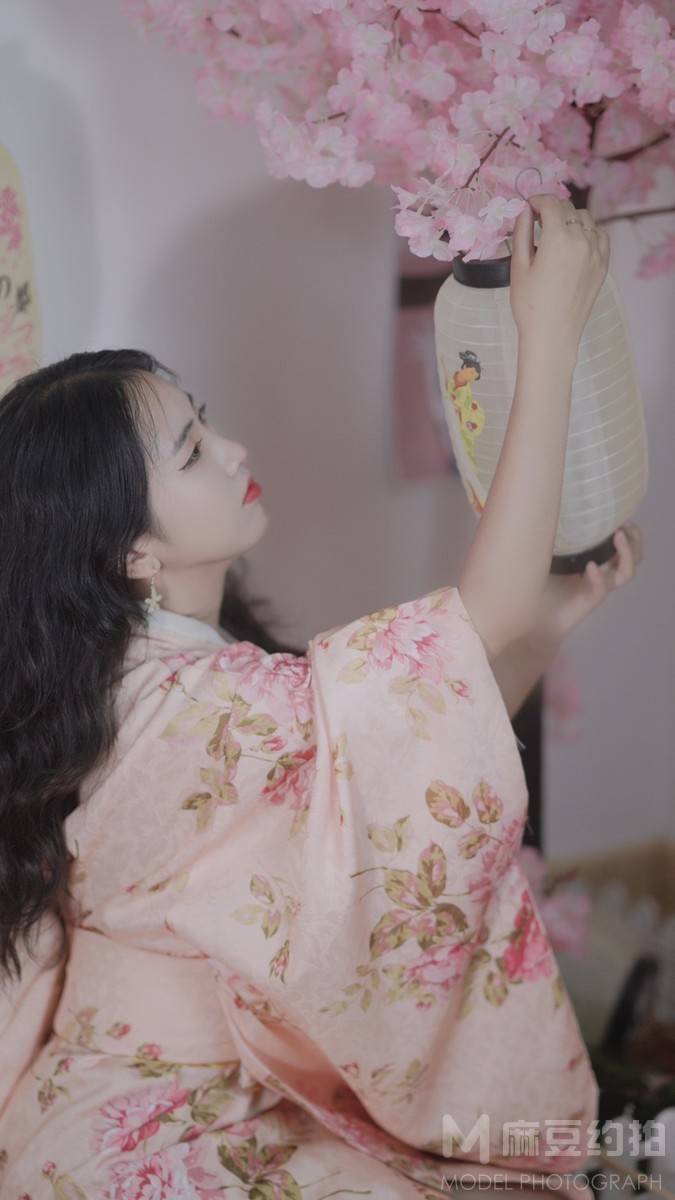 妆容模特