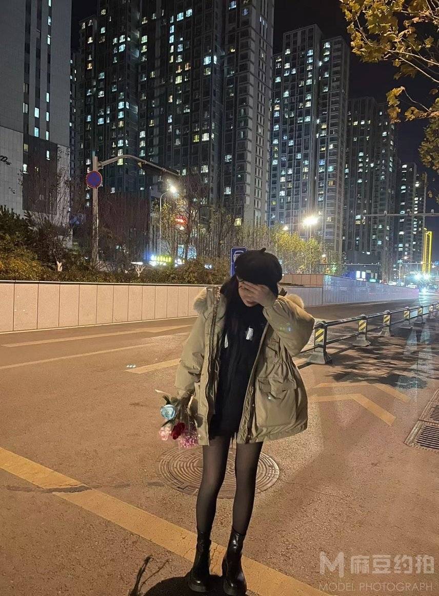 夜景模特