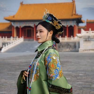 汉服模特
