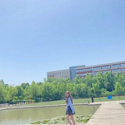 校园模特