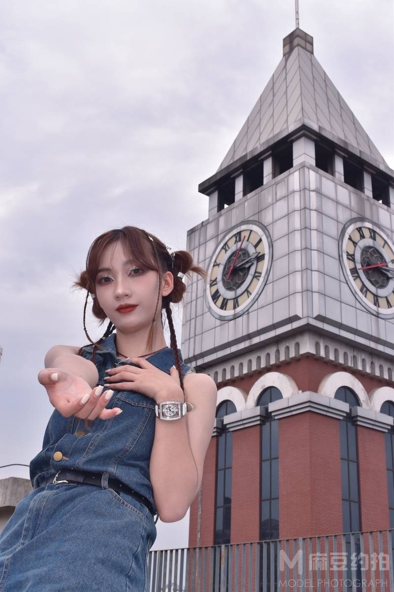 妆容模特