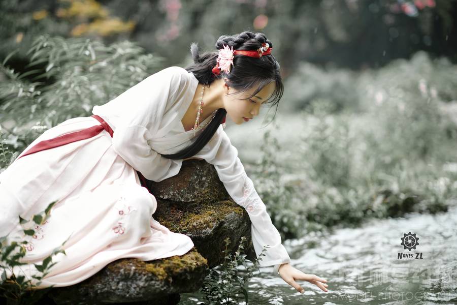汉服模特