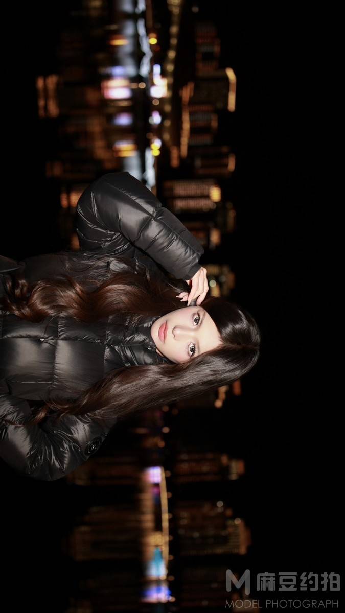夜景模特