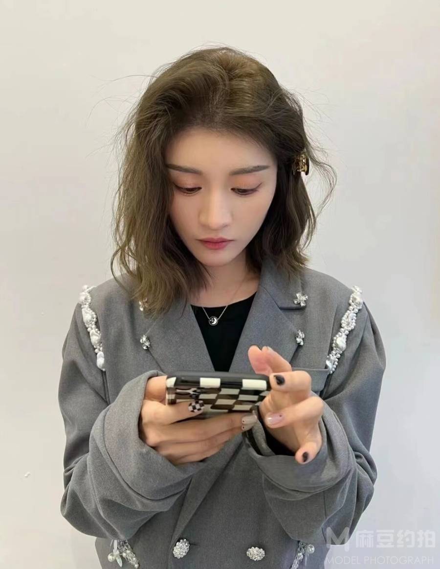 纪实模特